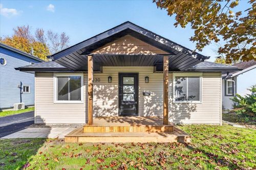230 Bayview Ave, Keswick, ON, L4P2T2 | Card Image