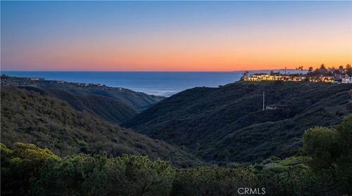 12 Mattina Dr, Newport Coast, CA, 92657-1521 | Card Image