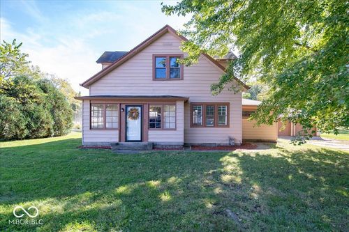 5477 S Main St, Fountaintown, IN, 46130-9429 | Card Image