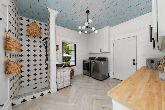 1901 Spring Mountain Rd, House other with 4 bedrooms, 4 bathrooms and null parking in Cross Roads TX | Image 17