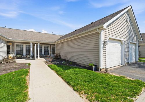 5574 Parkshire Dr, Columbus, OH, 43229-9353 | Card Image