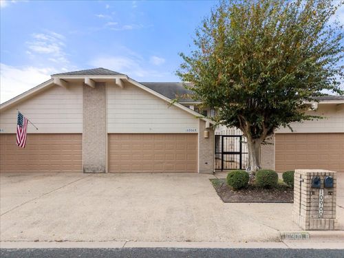 apt-b-10900 Crown Colony Dr, Austin, TX, 78747-1657 | Card Image