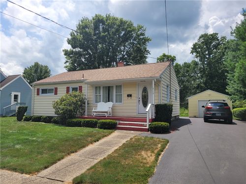 612 Elmwood Ave, Grove City, PA, 16127-1414 | Card Image