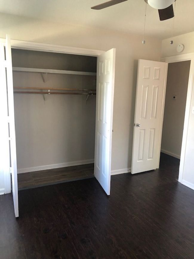 409 N Cedar St, House other with 3 bedrooms, 2 bathrooms and null parking in Springtown TX | Image 6