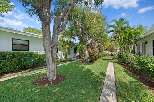 241 Ne 10th St, Delray Beach, FL, 33444-4047 | Card Image