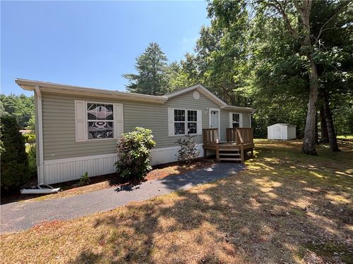 1 Darius Ln, Coventry, RI, 02816-4031 | Card Image