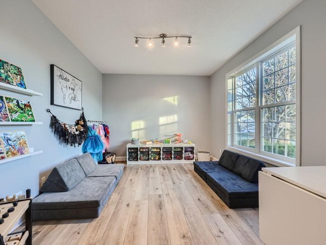 Front Office (currently used as playroom) | Image 14