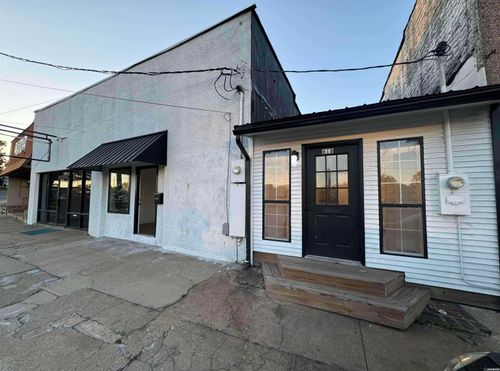 618 W Grand Ave, Hot Springs, AR, 71901-3922 | Card Image