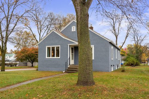 501 S Holcombe Ave, Litchfield, MN, 55355-3011 | Card Image