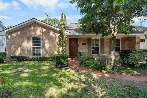 4415 Fallbrook Drive, Houston, TX, 77018 | Card Image