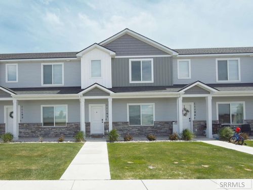 11103-651 S 2400 W, Rexburg, ID, 83440-5484 | Card Image