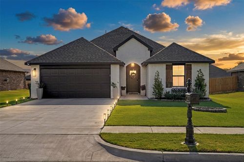 7413 N 154th East Ave, Owasso, OK, 74055-7890 | Card Image