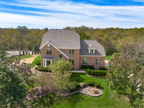 10900 Buckingham Pl, Powell, OH, 43065-8624 | Card Image