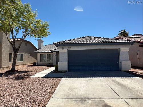 3822 Flickering Star Dr, Las Vegas, NV, 89103-2172 | Card Image
