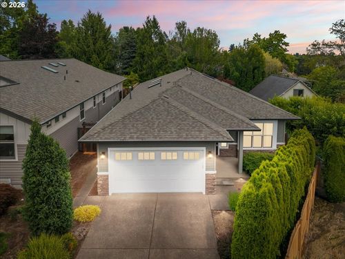 424 Forest Pl, Forest Grove, OR, 97116-1388 | Card Image