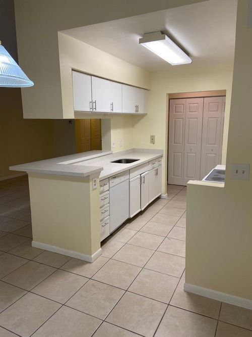 apt-1429-9701 Westview Dr, Coral Springs, FL, 33076-2539 | Card Image