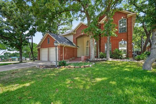 2687 Creekside Way, Highland Village, TX, 75077-8622 | Card Image