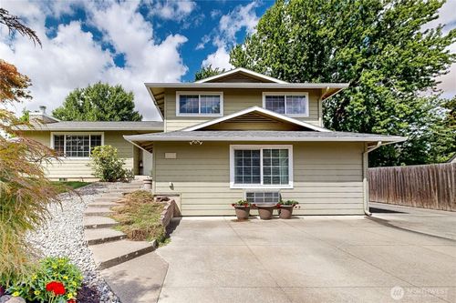 929 Olympia Dr, Walla Walla, WA, 99362-1534 | Card Image