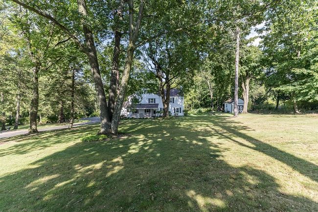 1701 Beaver Grade Rd, House other with 4 bedrooms, 3 bathrooms and 2 parking in Coraopolis PA | Image 23