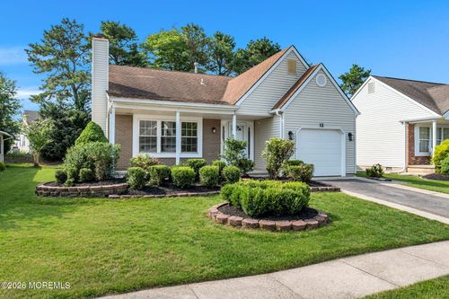 12 Kendal Dr, Toms River, NJ, 08757-6583 | Card Image