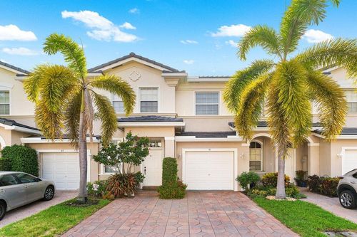 71 Legacy Ct, Delray Beach, FL, 33445-3805 | Card Image