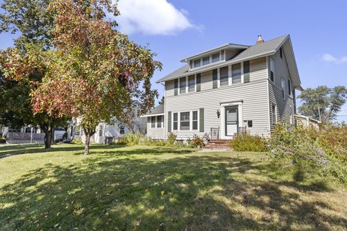 2810 E Minnehaha Pkwy, Minneapolis, MN, 55406-3744 | Card Image