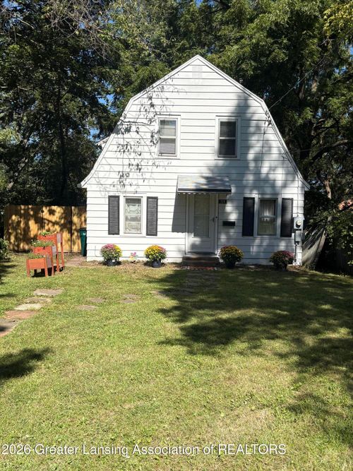 325 Cox Boulevard, Lansing, MI, 48910 | Card Image