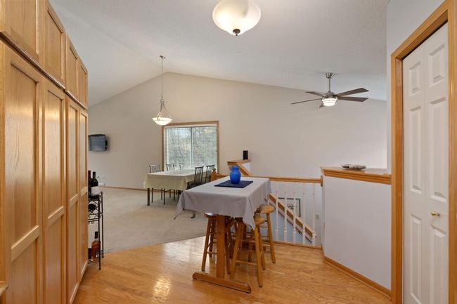 Eat in kitchen | Image 5