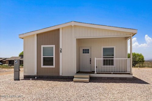 35 W Hawaii Rd, Paulden, AZ, 86334 | Card Image