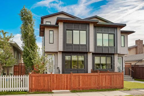 412 6a St Ne, Calgary, AB, T2E4A7 | Card Image