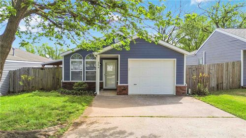 206 Nw J St, Bentonville, AR, 72712-5000 | Card Image