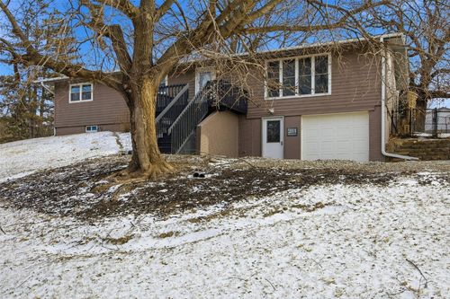 281 Washington St N, Riverside, IA, 52327-7700 | Card Image