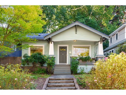 404 S Dakota St, Portland, OR, 97239-3561 | Card Image