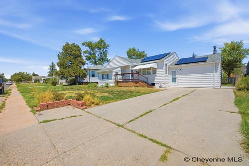 2960 Henderson Dr, Cheyenne, WY, 82001-5506 | Card Image