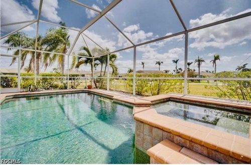 136 Se 45th Ter, Cape Coral, FL, 33904-8330 | Card Image