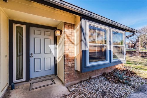 9222 Singing Quail Dr, Austin, TX, 78758-6158 | Card Image