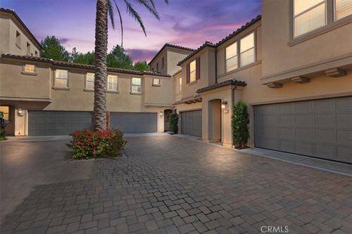 83 Prominence, Lake Forest, CA, 92630-1454 | Card Image