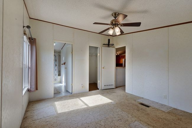 68 Rolling Oaks Dr, House other with 3 bedrooms, 2 bathrooms and 2 parking in Harper TX | Image 12