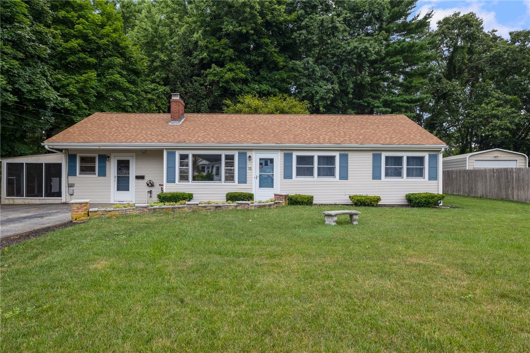 Pasadena Ct, Warwick, RI 02888