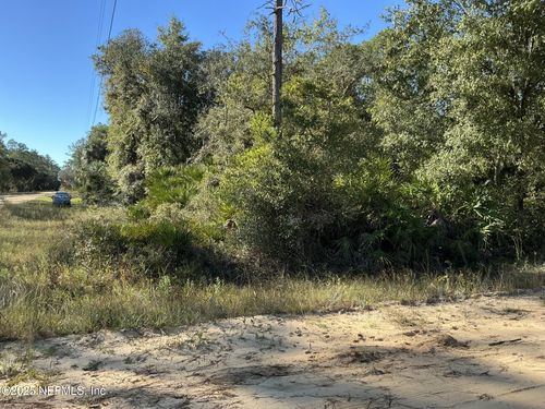 205 Dunaway St, Interlachen, FL, 32148-7929 | Card Image