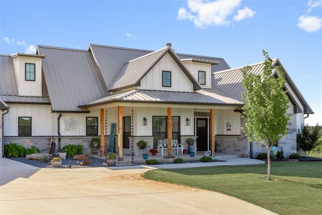 7504 Jibe Cir, House other with 3 bedrooms, 3 bathrooms and null parking in Brownwood TX | Image 4