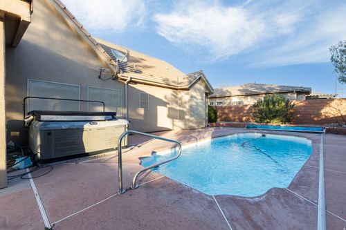 59 W 1965 S, Washington, UT, 84780-8213 | Card Image