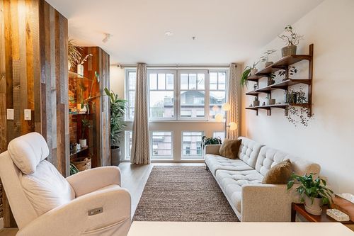 406-1072 Hamilton St, Vancouver, BC, V6B2R9 | Card Image