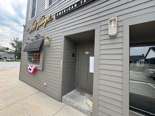 apt-5-15 Commonwealth Ave, Concord, MA, 01742-3056 | Card Image