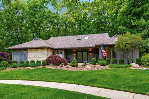 7155 Wellington Court, Dublin, OH, 43016 | Card Image