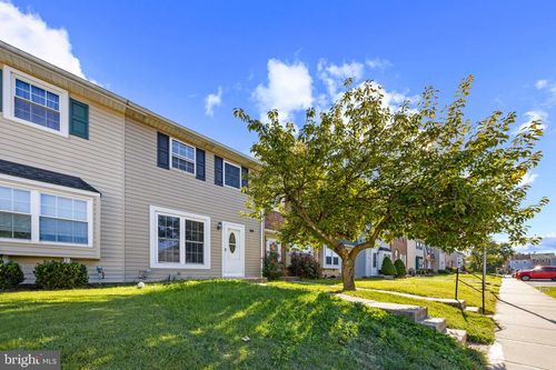 98-98 King Charles Cir, ROSEDALE, MD, 21237-4132 | Card Image