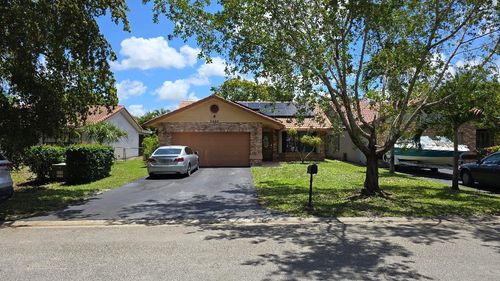 2499 Nw 92nd Ave, Coral Springs, FL, 33065-5133 | Card Image