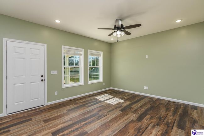 2589 Vonoa Dr, House other with 2 bedrooms, 1 bathrooms and null parking in Radcliff KY | Image 5