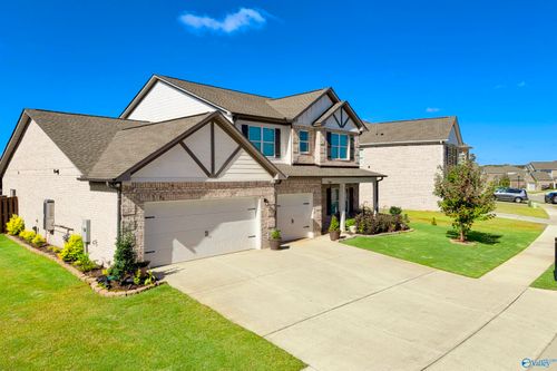 7588 Addison Dr Nw, Huntsville, AL, 35806-1344 | Card Image