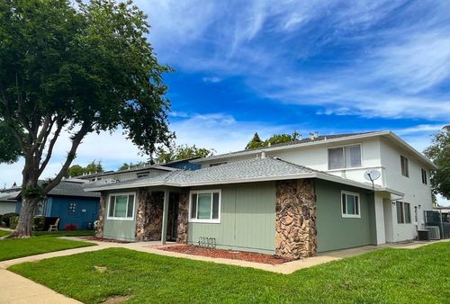 apt-2-1227 Casita Dr, Yuba City, CA, 95991-1825 | Card Image